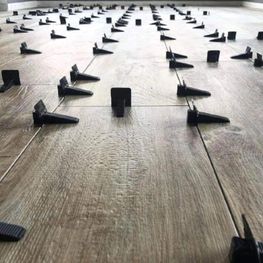 Sistema de Nivelación Calzo Junta 2mm Peygran 100u